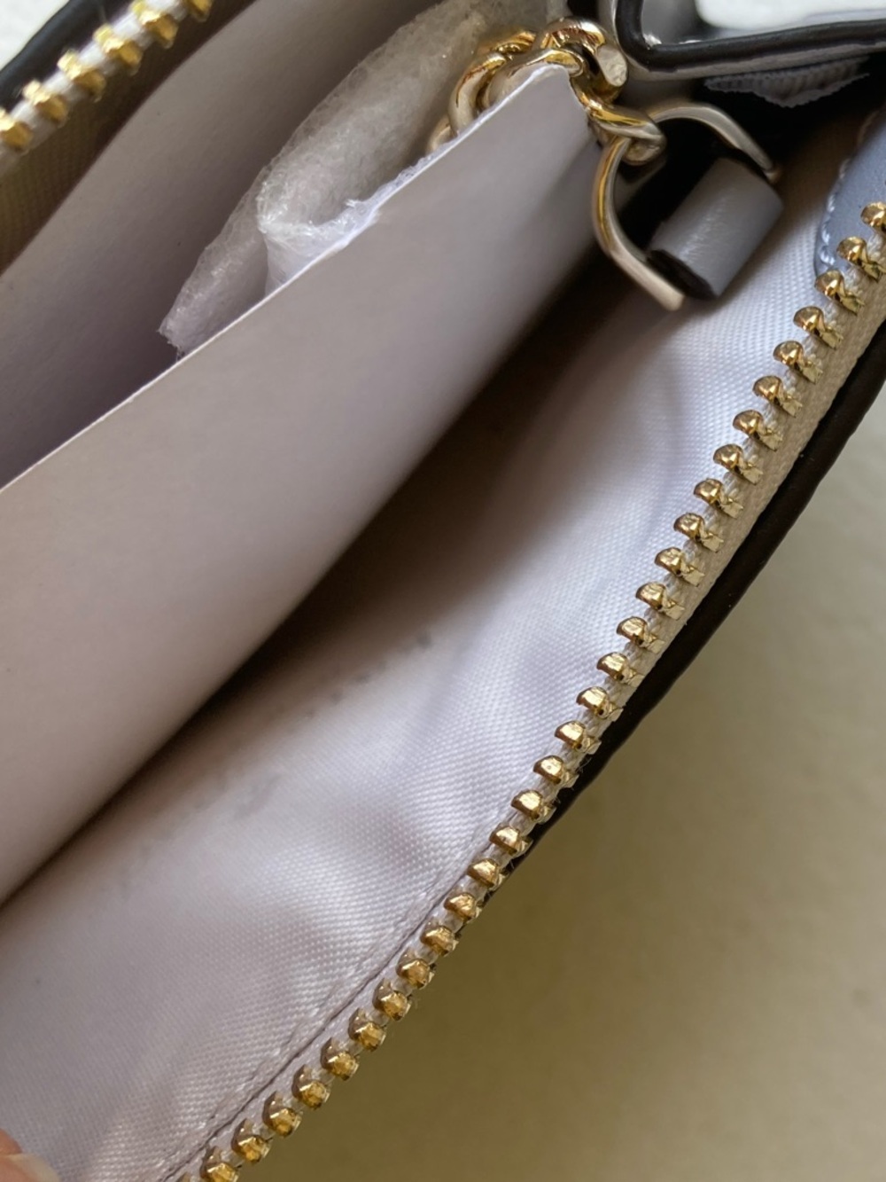 Kate Spade Pebbled Leather Lena Colorblock Small Card Holder Wristlet Grey White - Picture 9 of 16